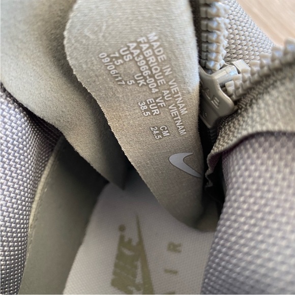 Nike Womens 2018 SF Air force 1 Mid ‘dark stucco’ sneakers!! Size US 7.5!! - Picture 4 of 11